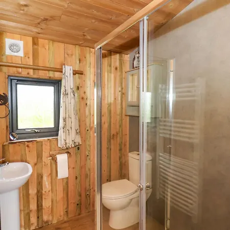 Stag Retreat * Whitby